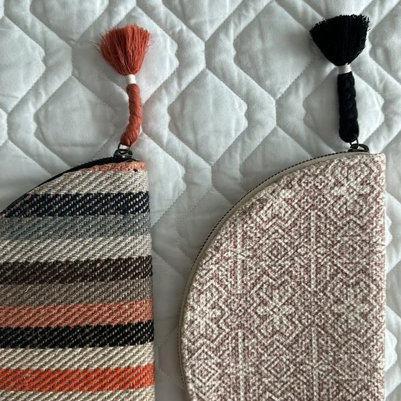 Universal Thread Clutches - Picture 2 of 5